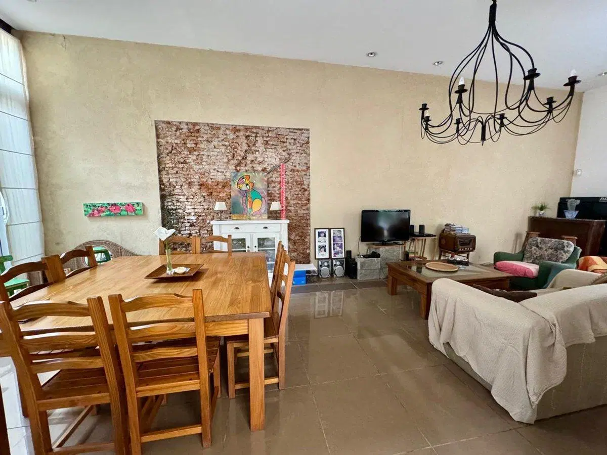 Casa familiar 3 dormitorios jardin pileta Victoria 5
