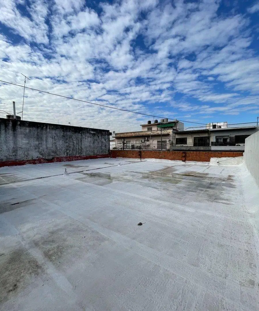 LOCAL EN VENTA MAS VIVIENDA GRAND BOURG CENTRO 8