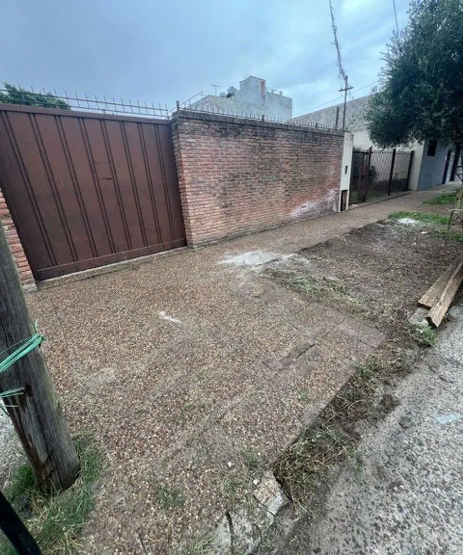 Venta/ Terreno Warnes 3100/ Olivos 4