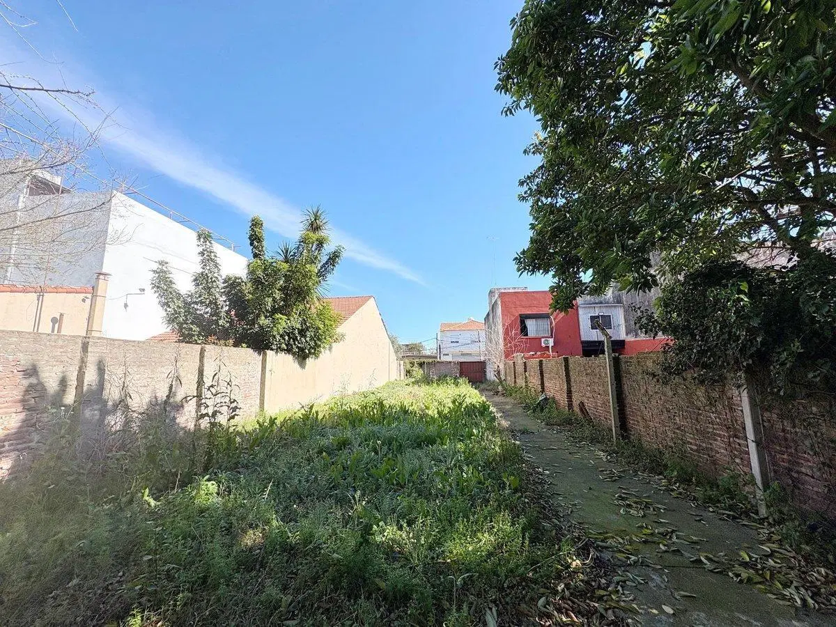 Venta/ Terreno Warnes 3100/ Olivos 2