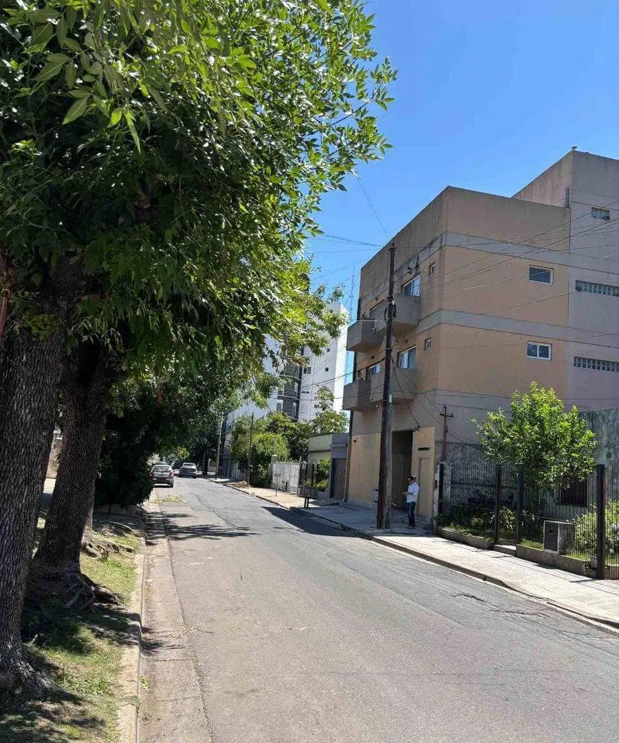 VENTA LOTE EN ESQUINA -PILAR CENTRO -ZONA UCA 2