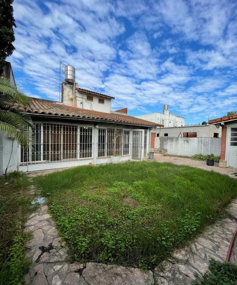 LOCAL EN VENTA MAS VIVIENDA GRAND BOURG CENTRO 5