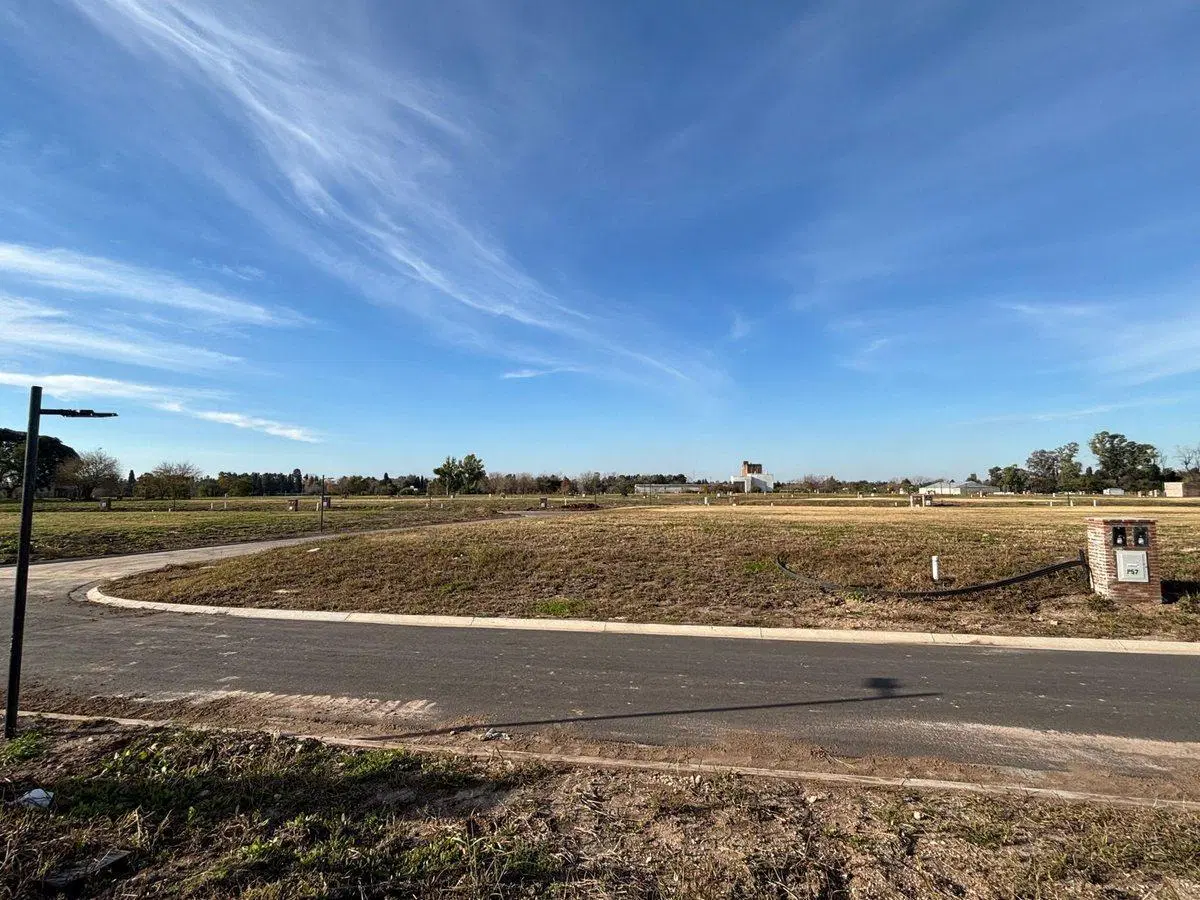 Venta Lote en Barrio Privado La Posta Pilar 8