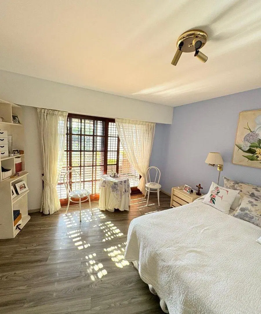 Venta casa 4 dormitorios Martinez Permuta 8