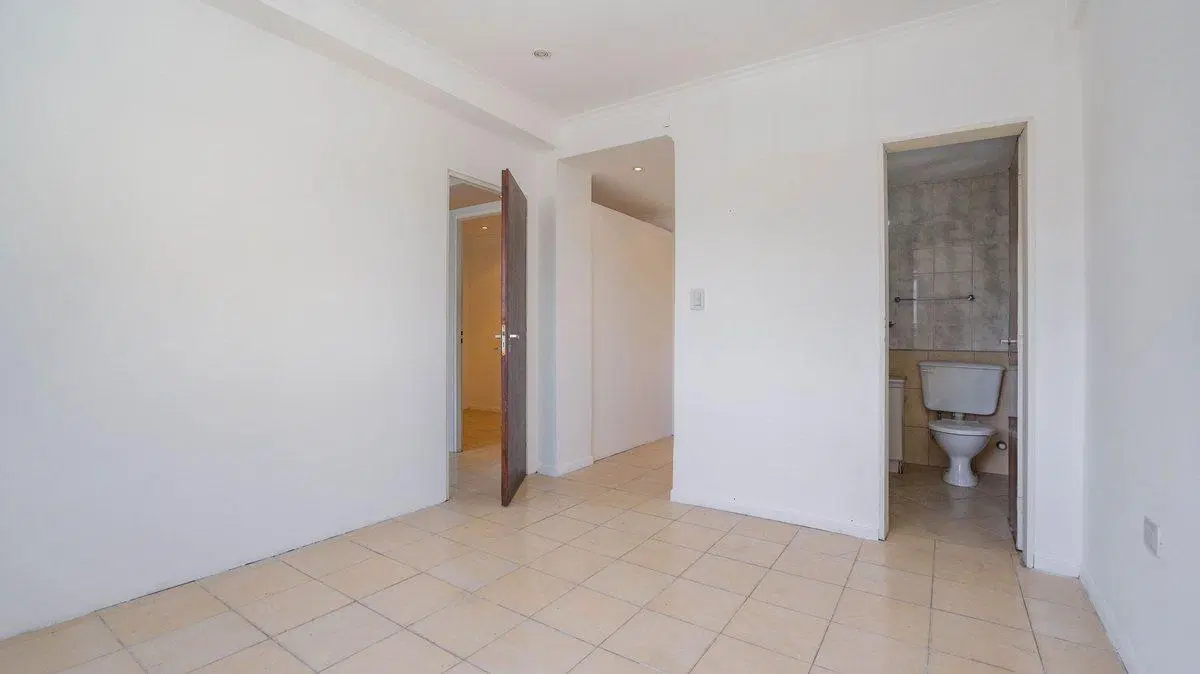 VENTA OFICINA 2-3 ambientes LOMAS DE ZAMORA CENTRO 3