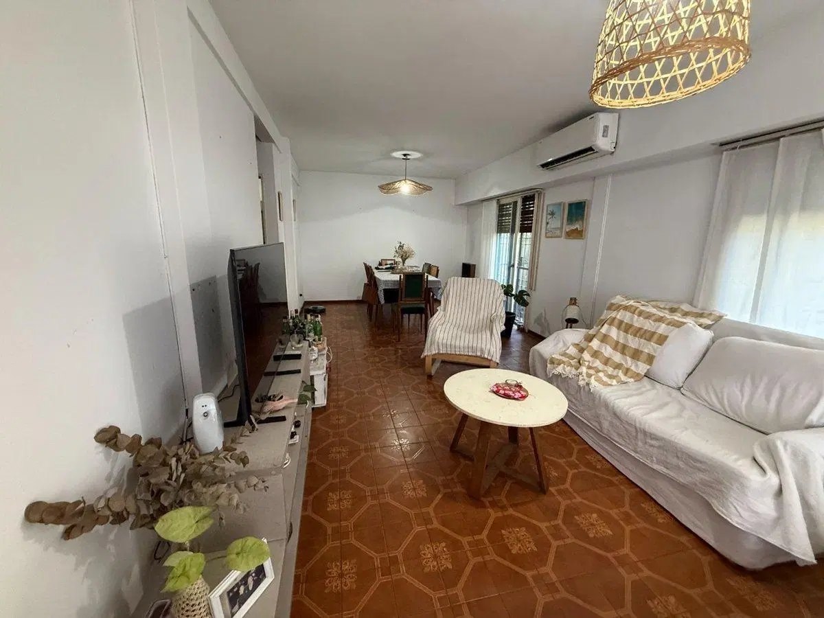 Venta Casa 3 dorm en Hurlingham c Jardín, cochera 5
