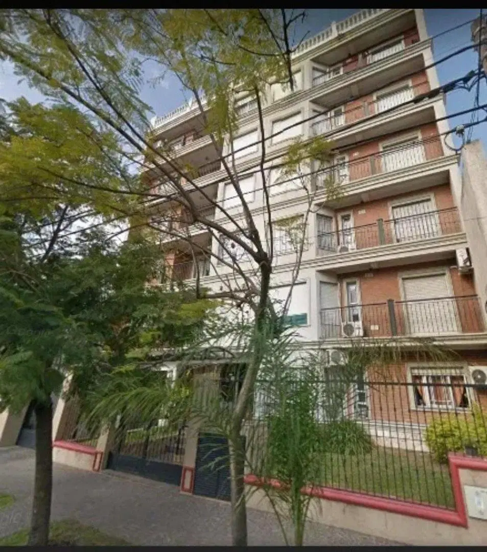 VENTA 2 AMB. RAMOS MEJIA DOBLE BALCON + LAVADERO 4