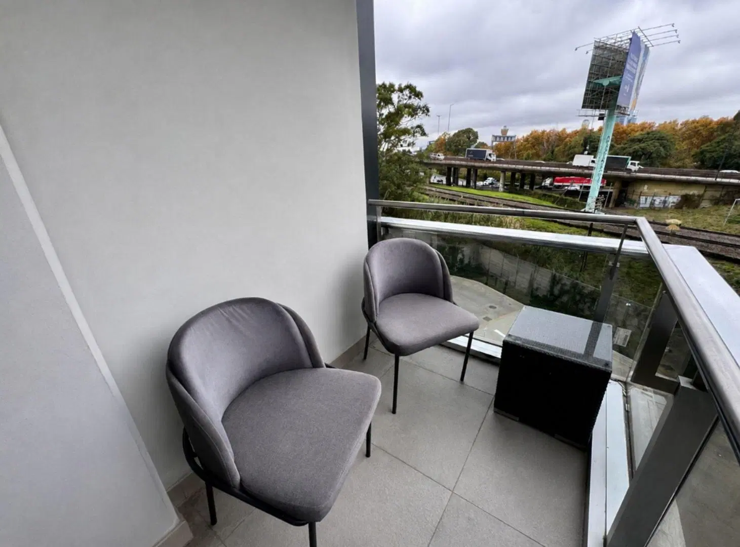 Venta Depto al RIO 3 ambientes convertido en 2 8