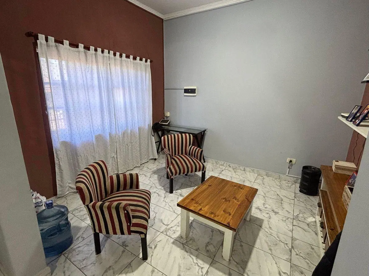 VENTA CASA 4 AMBIENTES - S A de Padua 8