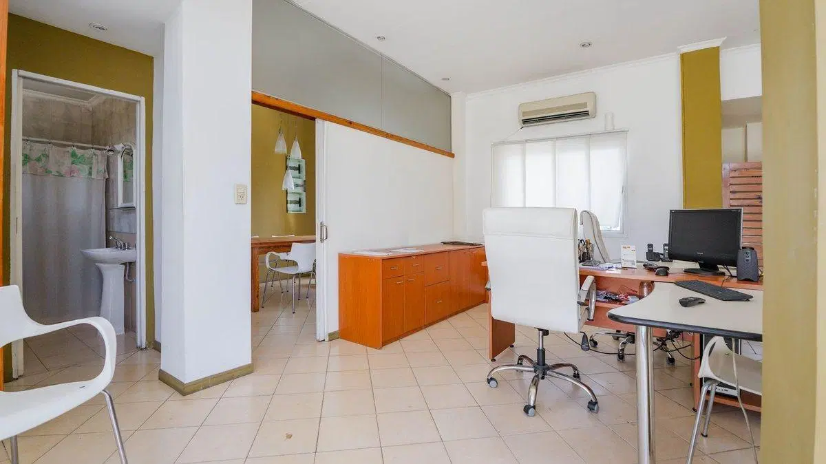 VENTA OFICINA 2 AMBIENTES - Lomas de Zamora CENTRO 8