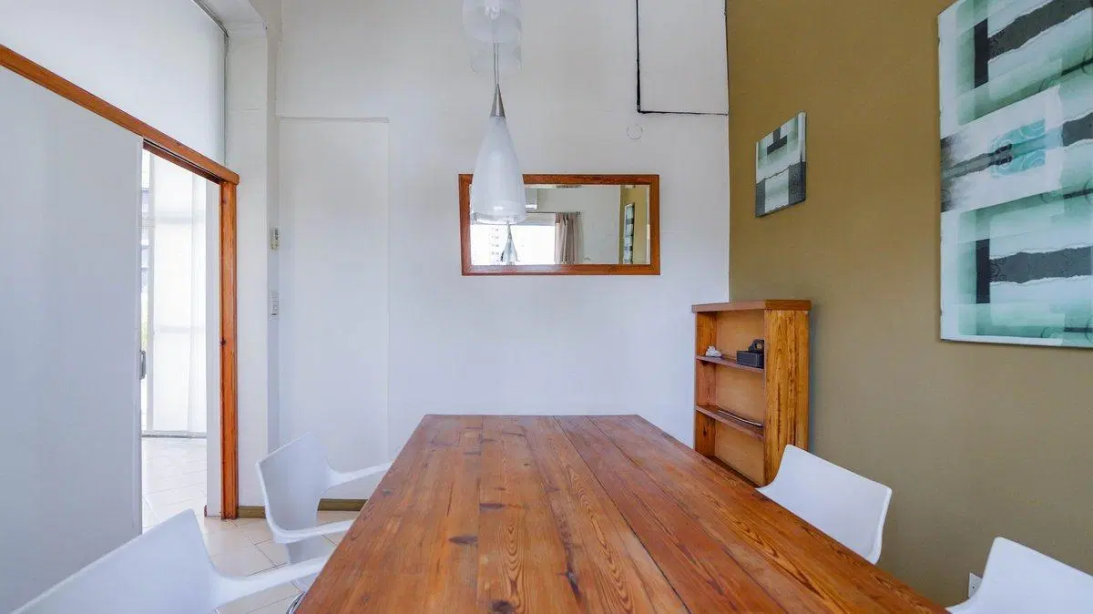 VENTA OFICINA 2 AMBIENTES - Lomas de Zamora CENTRO 5