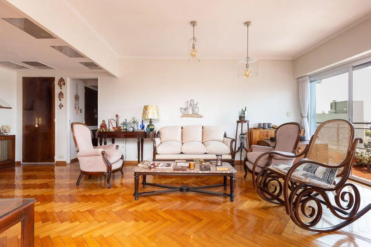DPTO EN VENTA VILLA CRESPO 4 AMB + DEP.  RECICLADO 5