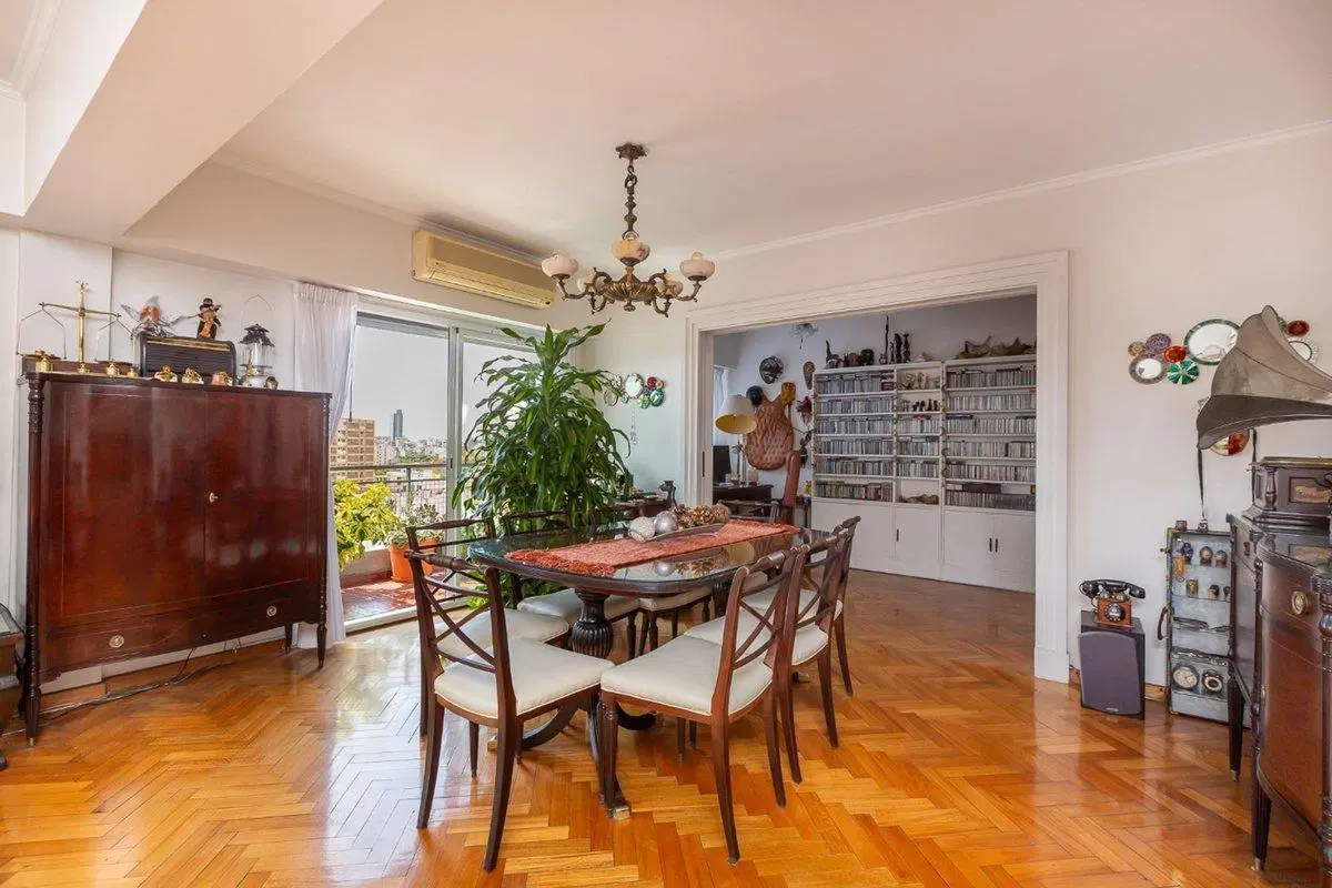 DPTO EN VENTA VILLA CRESPO 4 AMB + DEP.  RECICLADO 2
