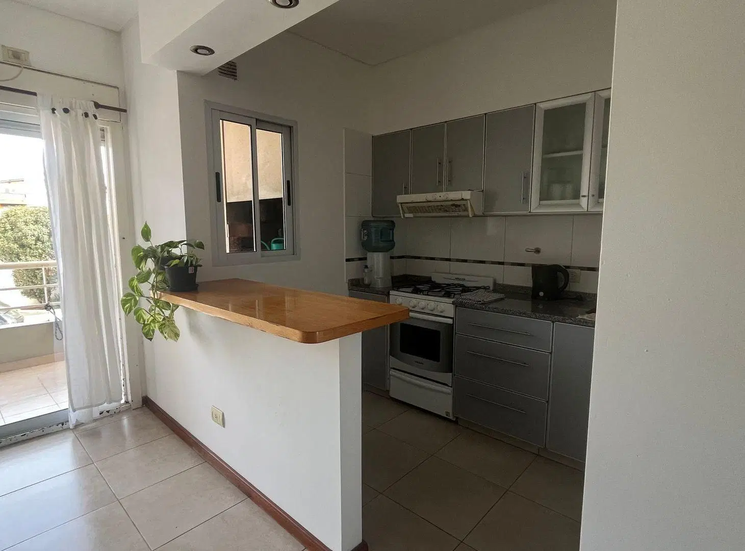 Departamento de 2 ambientes, lavadero y balcon 2