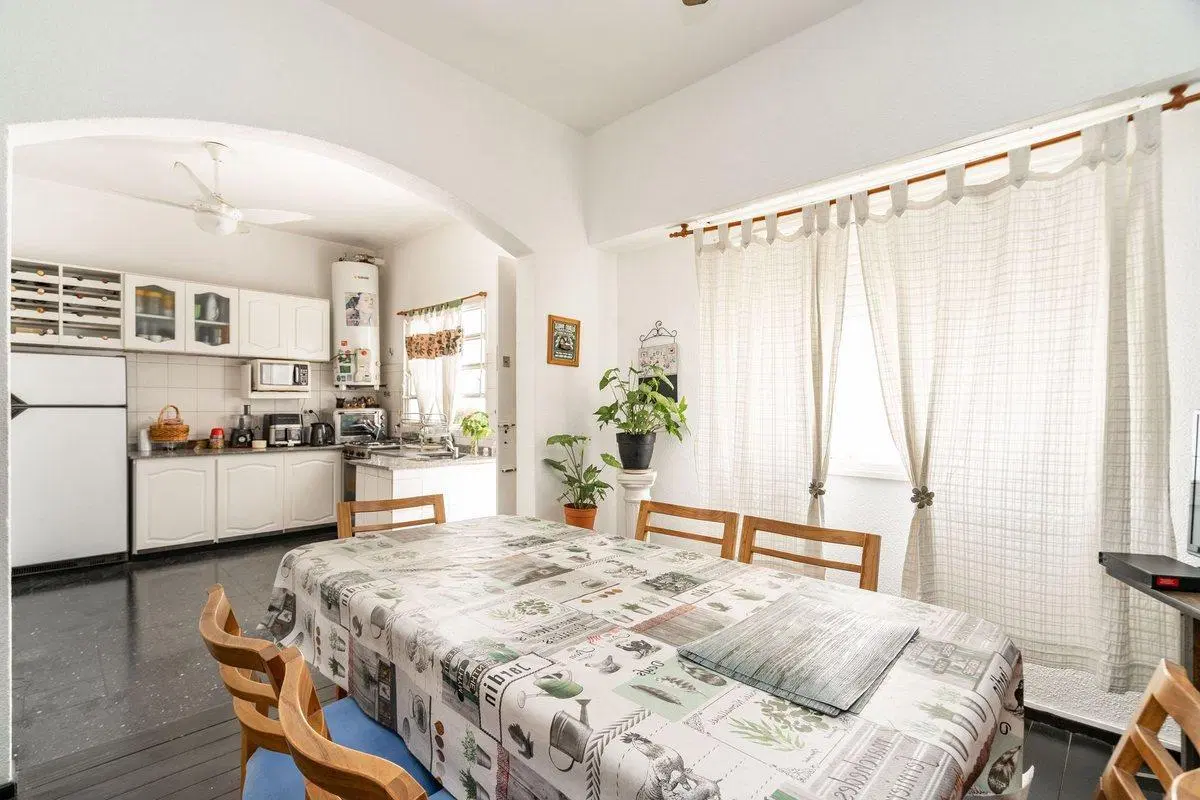 VENTA DE PH 4 AMB. PATIO MUCHA LUZ, SIN EXP. MUNRO 3