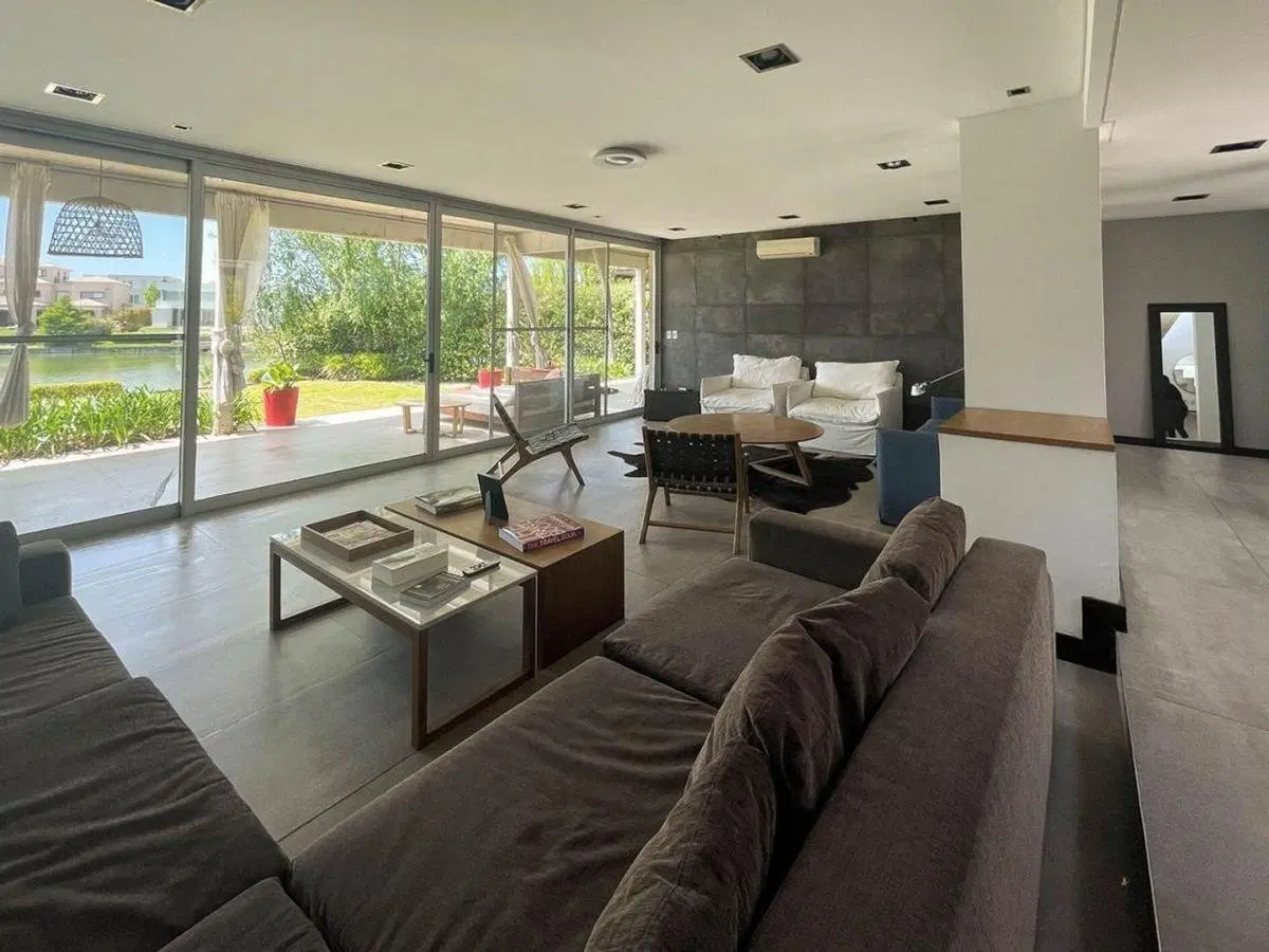 Casa Muelle al Agua Barrio Cabos del Lago Nordelta 5