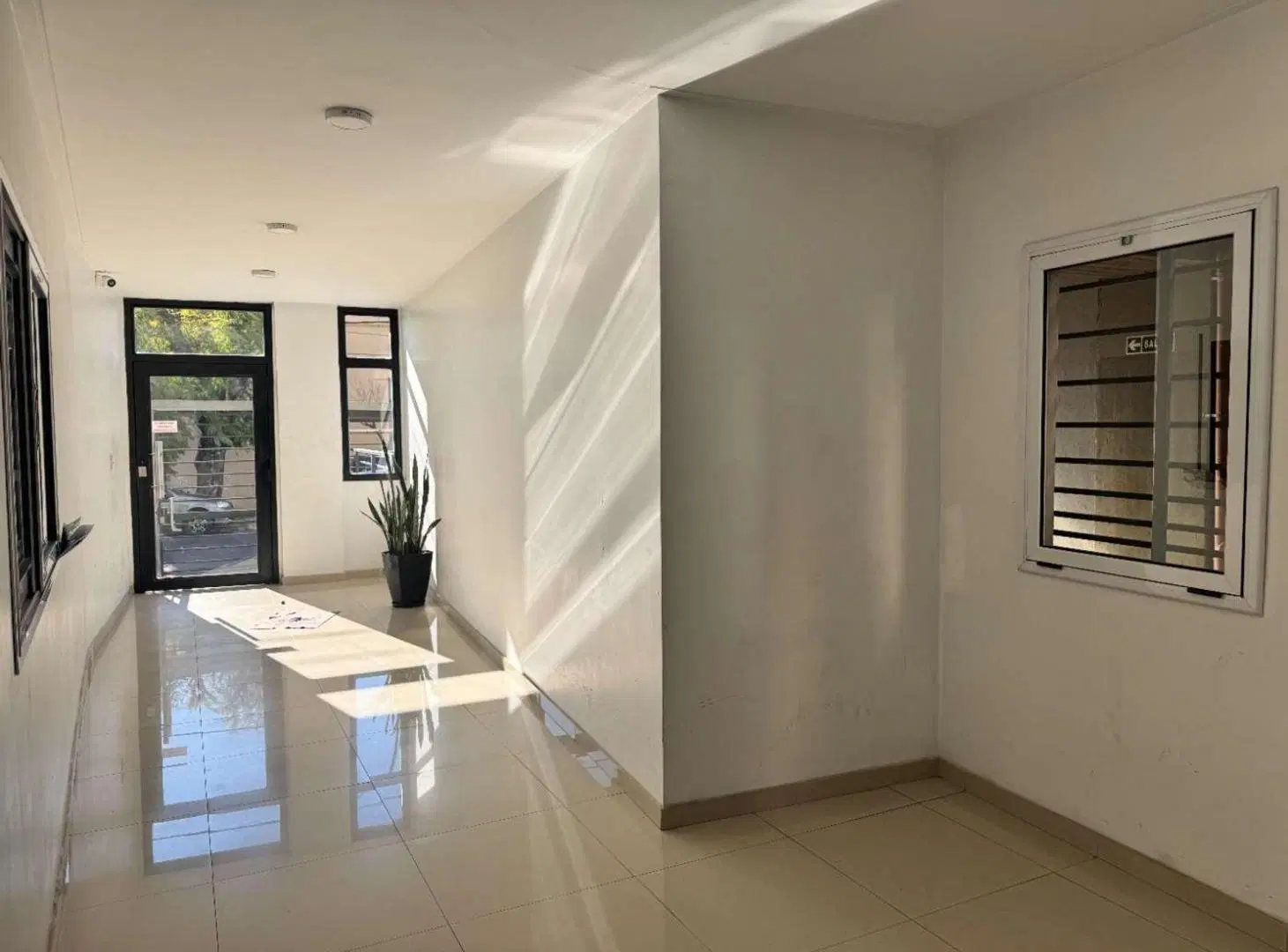 2 amb a estrenar + Balcón + cochera fija 3