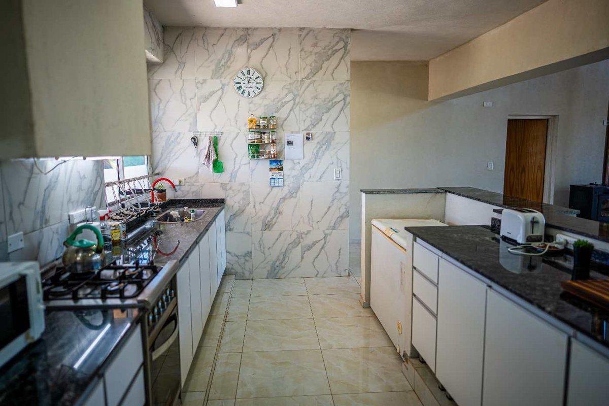 Foto de Casa s/lote 2600 mt2. Losa radiante. Pileta clim., imagen 5