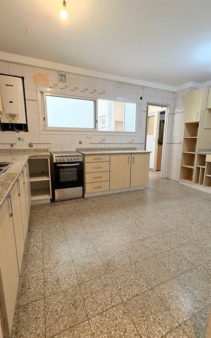 Foto de Venta departamento 4 ambientes palermo + servicio, imagen 2
