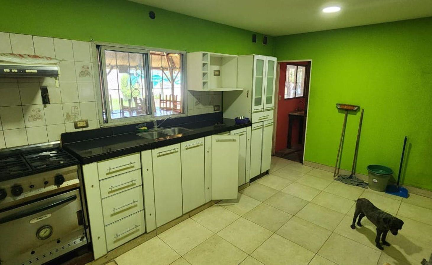 Foto de VENTA CASA 3 AMBIENTES + SALON MULTIEVENTOS, imagen 5