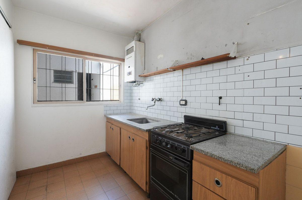 Foto de PH 2 AMBIENTES EN VENTA FLORIDA CON PATIO, imagen 3