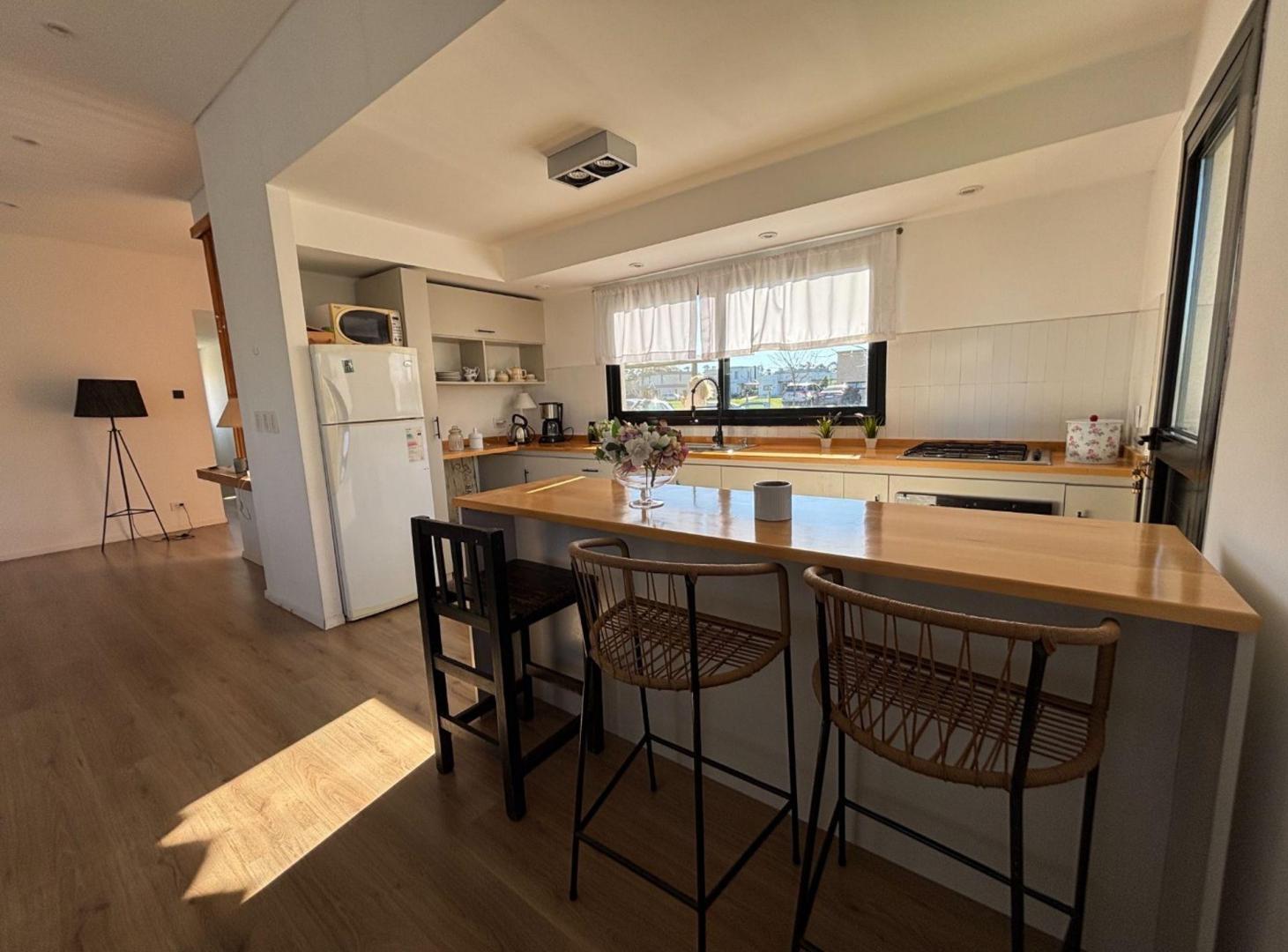 Foto de VENTA CASA - 4 AMBIENTES - SANTO TOMAS - PILAR, imagen 1