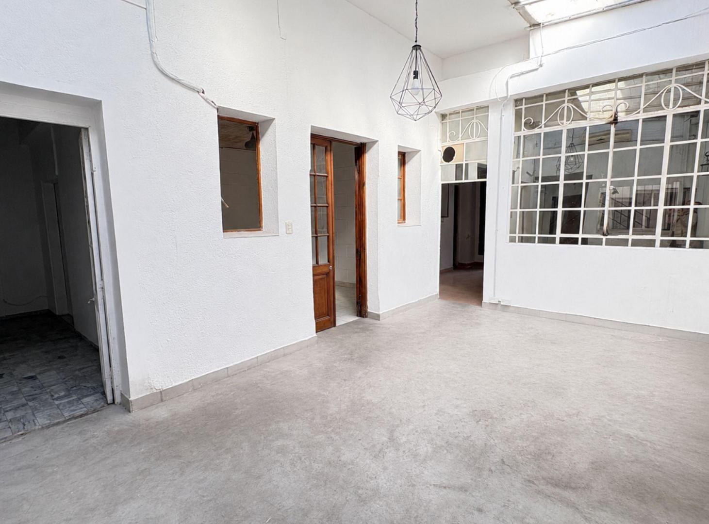 Foto de VENTA OFICINA/CONSULT ENT INDEP Y TERRAZA FLORES, imagen 4