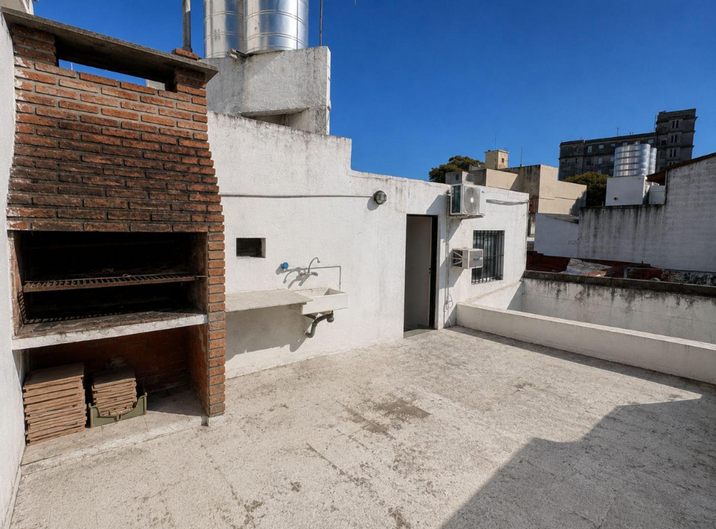 Foto de VENTA OFICINA/CONSULT ENT INDEP Y TERRAZA FLORES, imagen 3