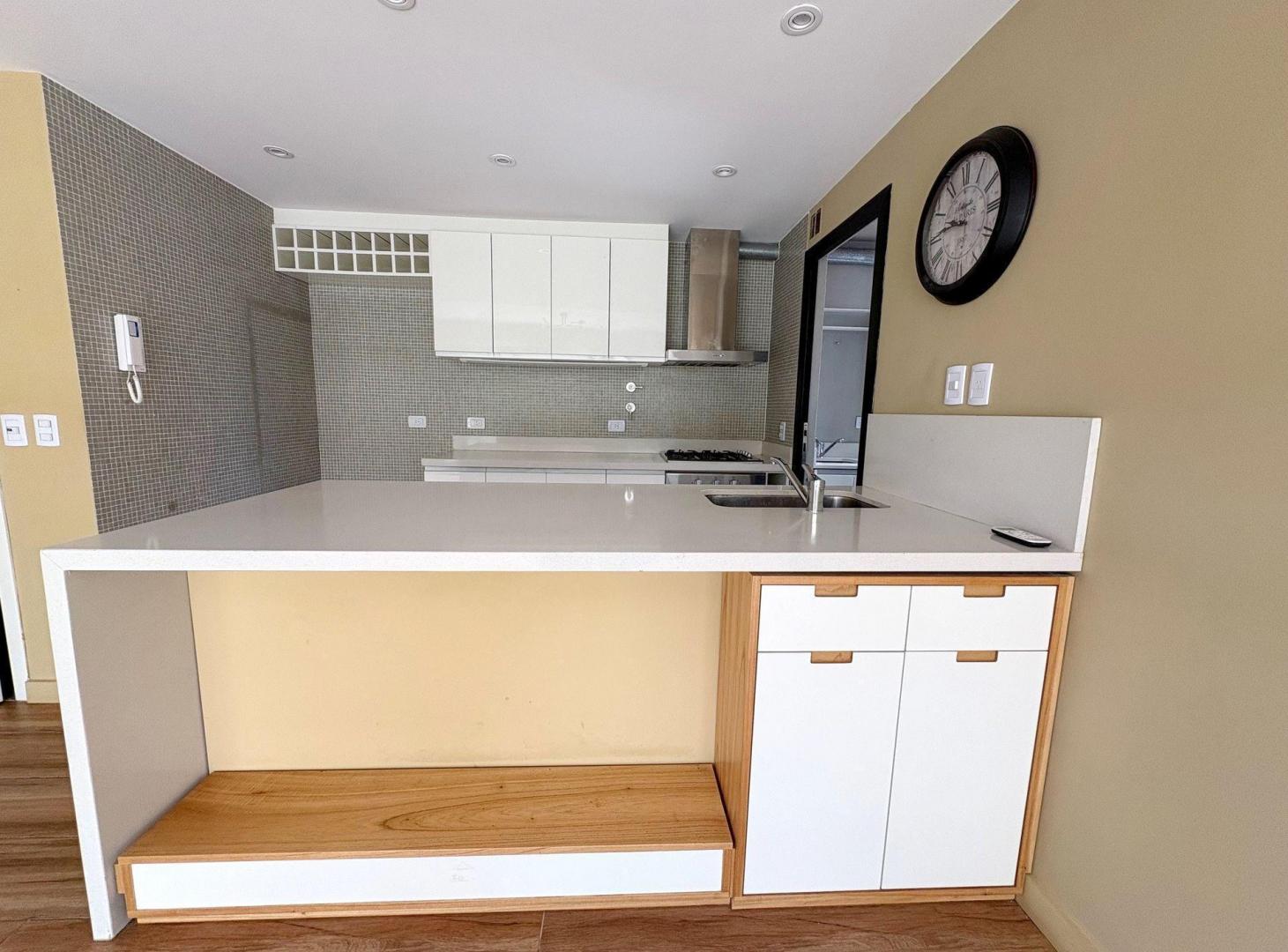 Foto de Venta 2 amb c terraza propia y cochera, Martínez, imagen 5