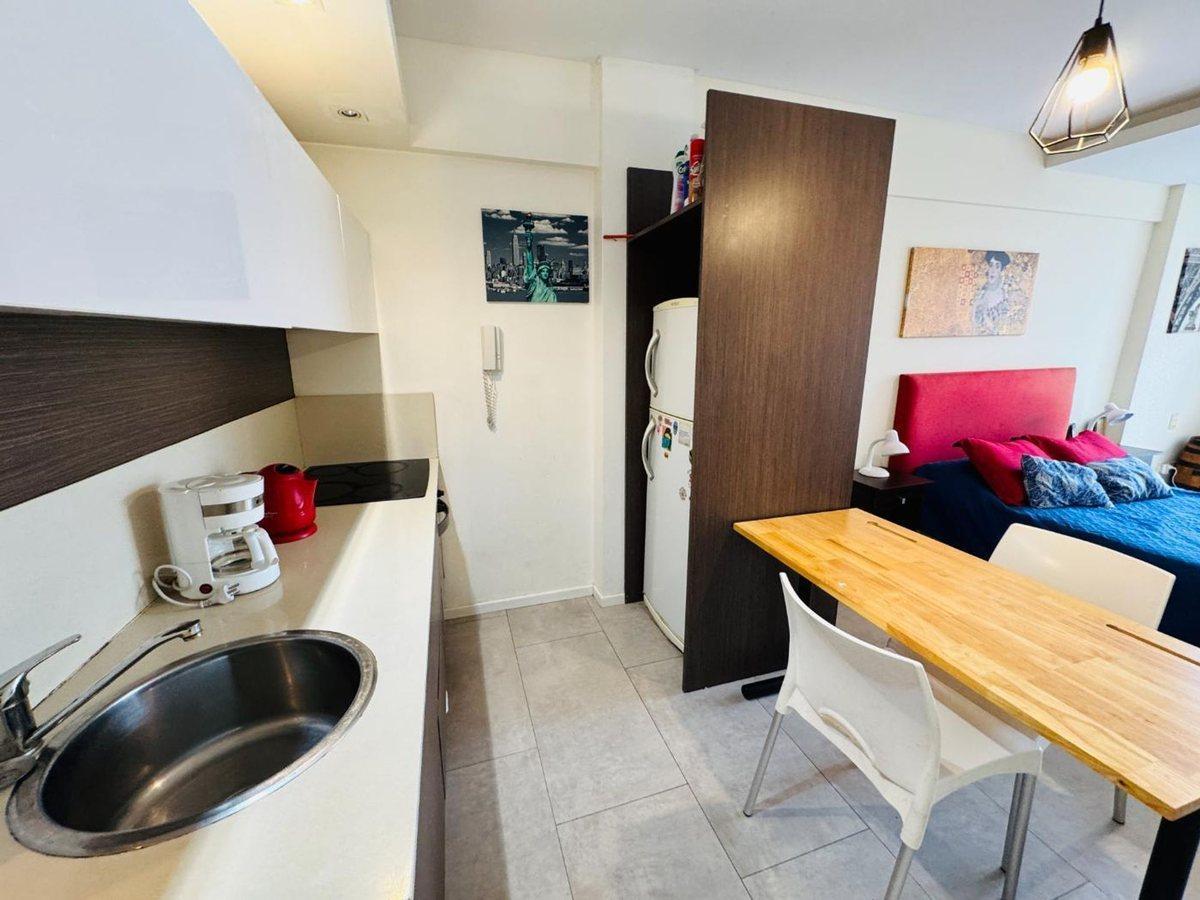 Foto de MONOAMBIENTE VENTA BALCON TERRAZA FRENTE PALERMO, imagen 3