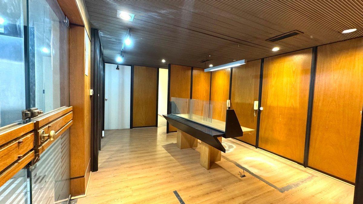Foto de Oficina 240m2 Alquiler - Microcentro - 2 cocheras, imagen 5