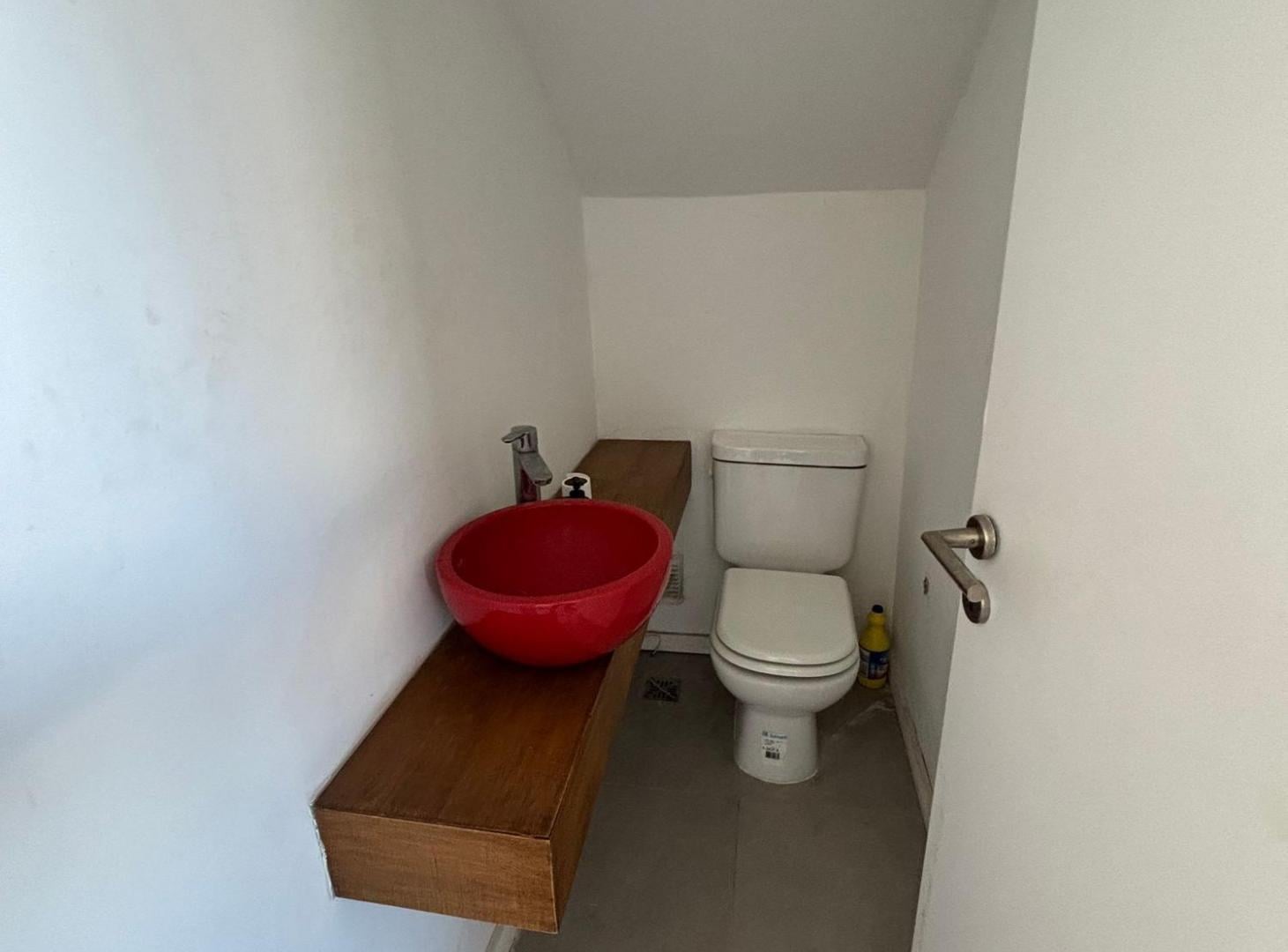 Foto de VENTA CASA 5 AMBIENTES - SANTO TOMAS - PILAR, imagen 2