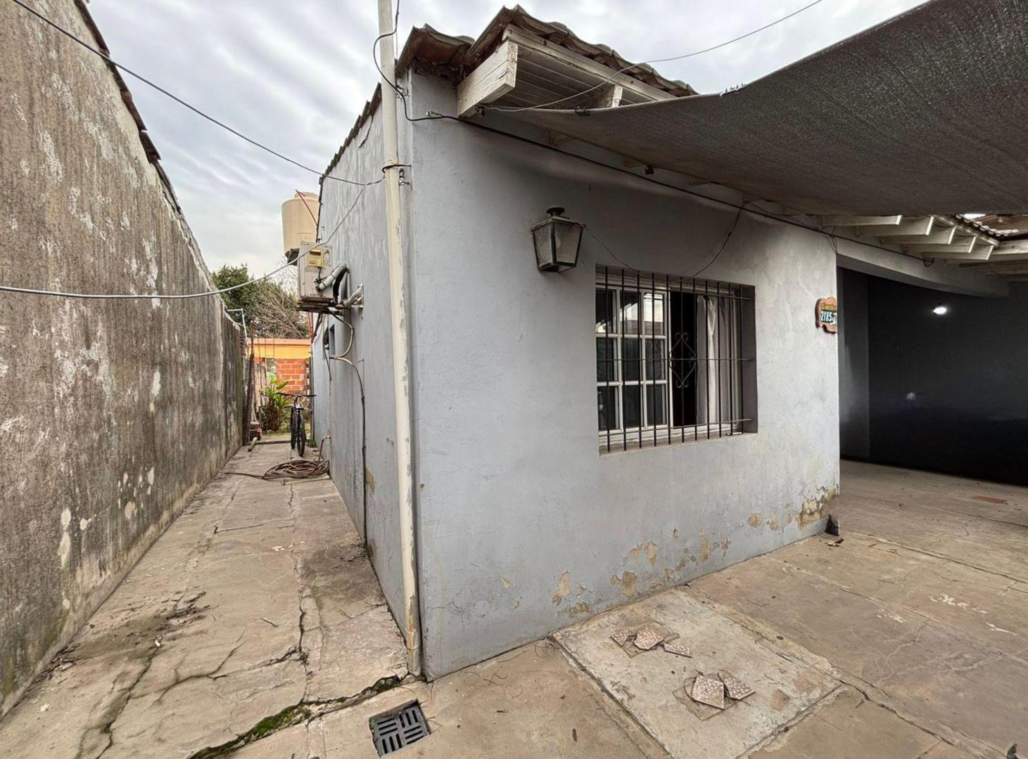 Foto de VENTA CASA 4 AMBIENTES - PRESIDENTE DERQUI, imagen 5