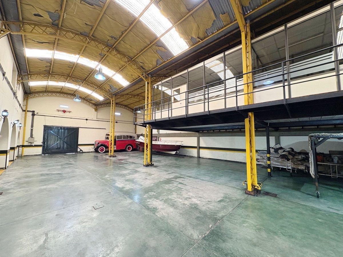 Foto de VENTA DEPOSITO INDUSTRIAL CON OFICINAS, imagen 4