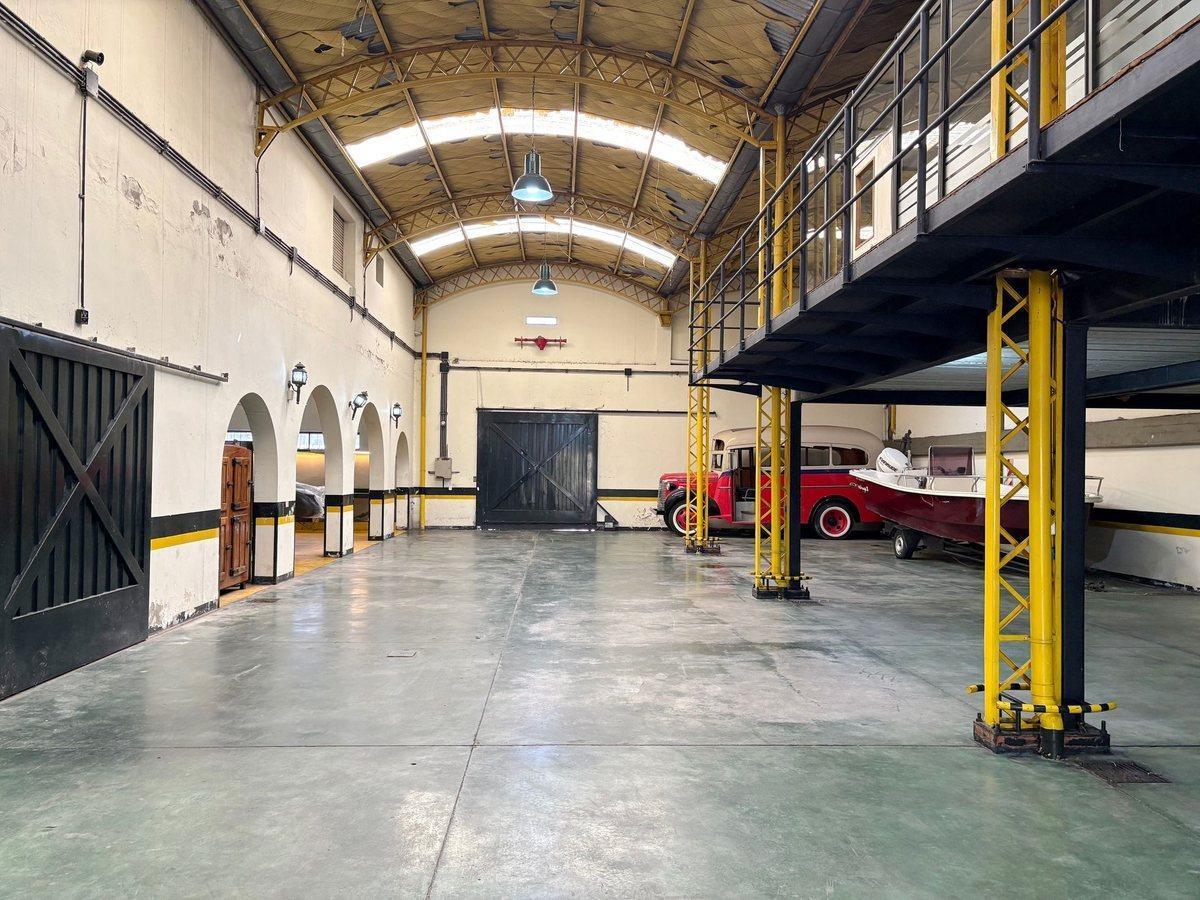 Foto de VENTA DEPOSITO INDUSTRIAL CON OFICINAS, imagen 2