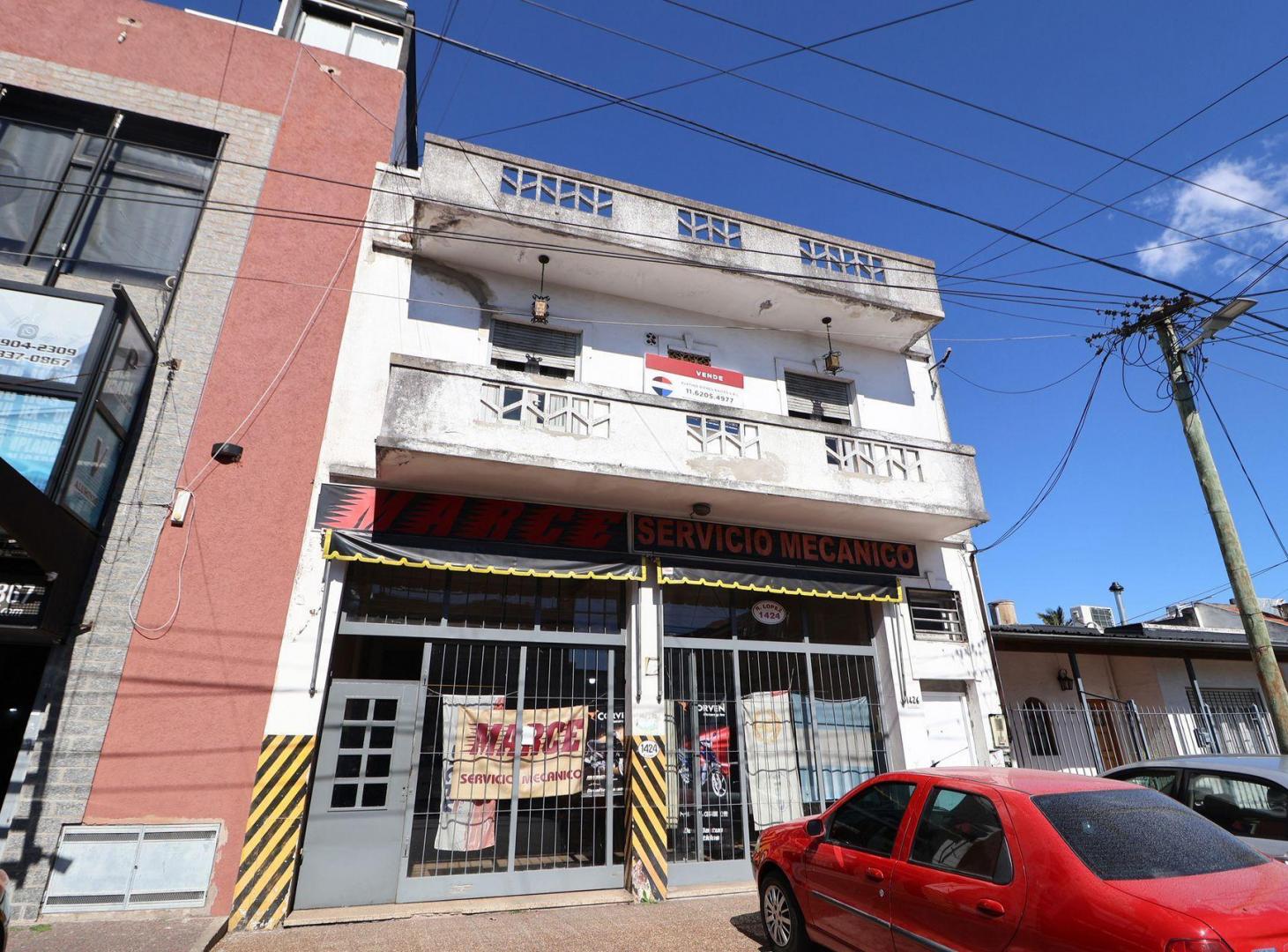 Foto de PH CON DOS UNIDADES, BALCONES Y UNA TERRAZA, imagen 1