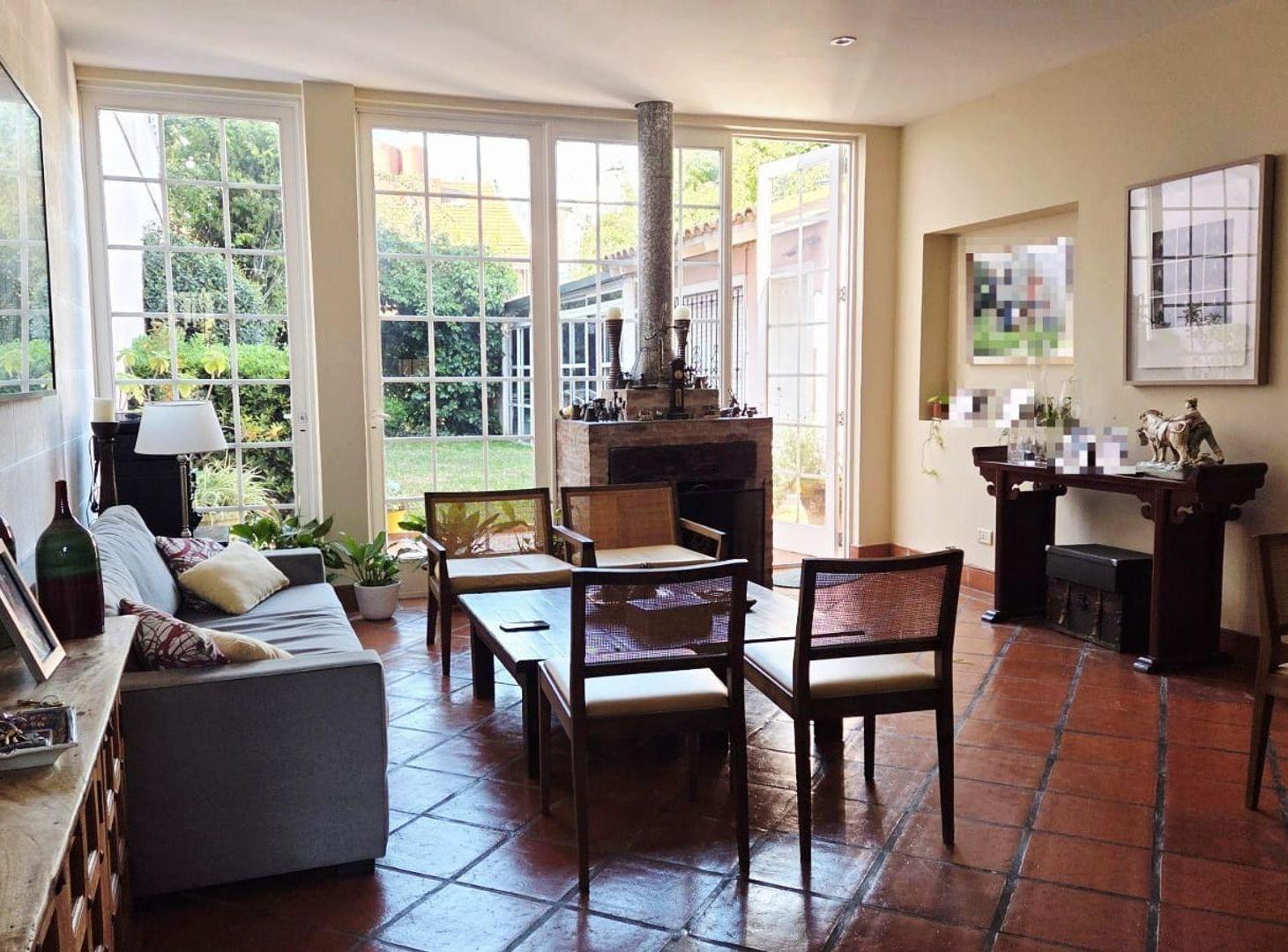 Foto de CASA PH con jardín, patio y quincho Saavedra, imagen 2