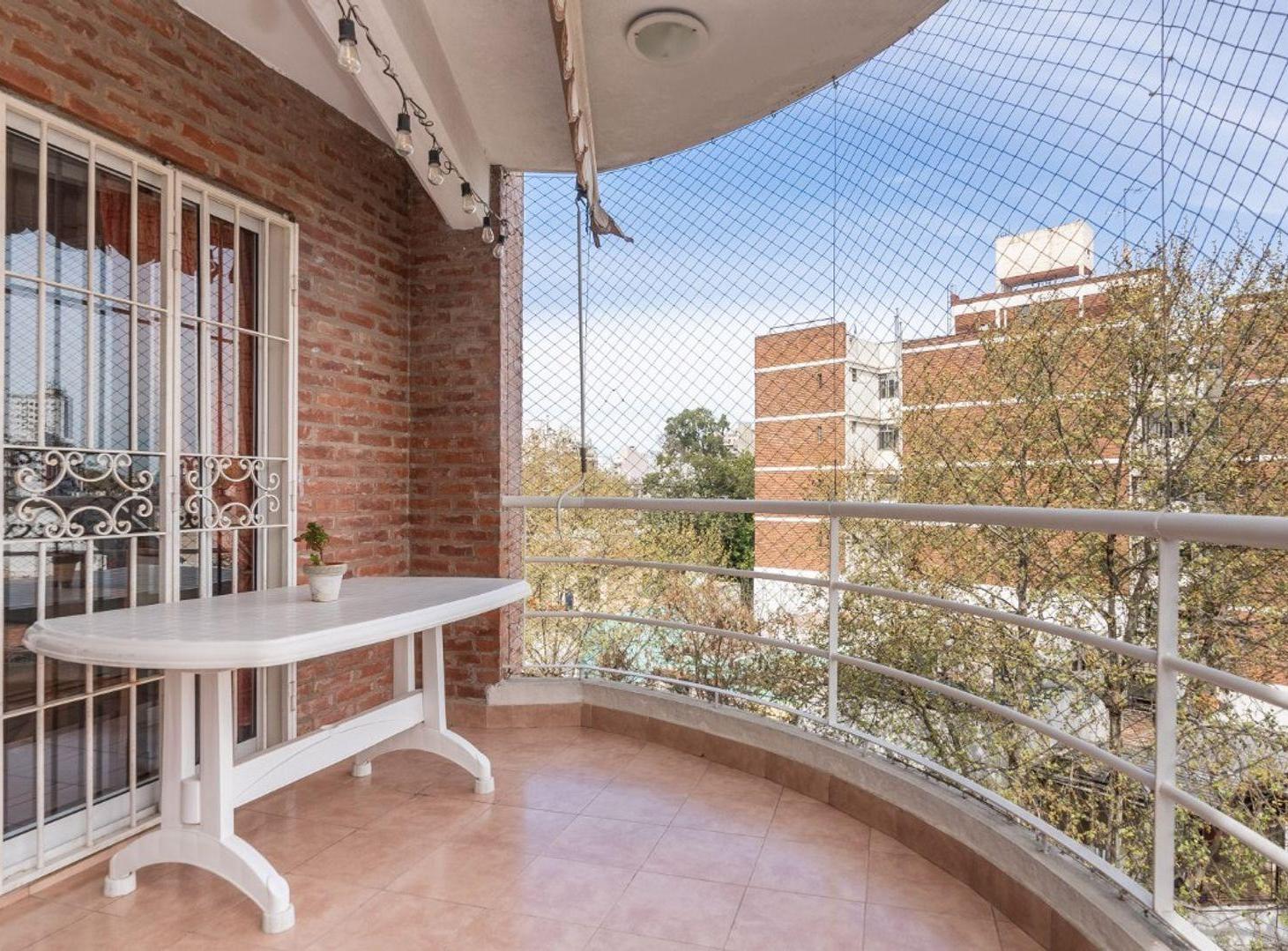 Foto de VENTA DEPTO 3 AMB BALCON COCHERA IMPECABLE, imagen 5