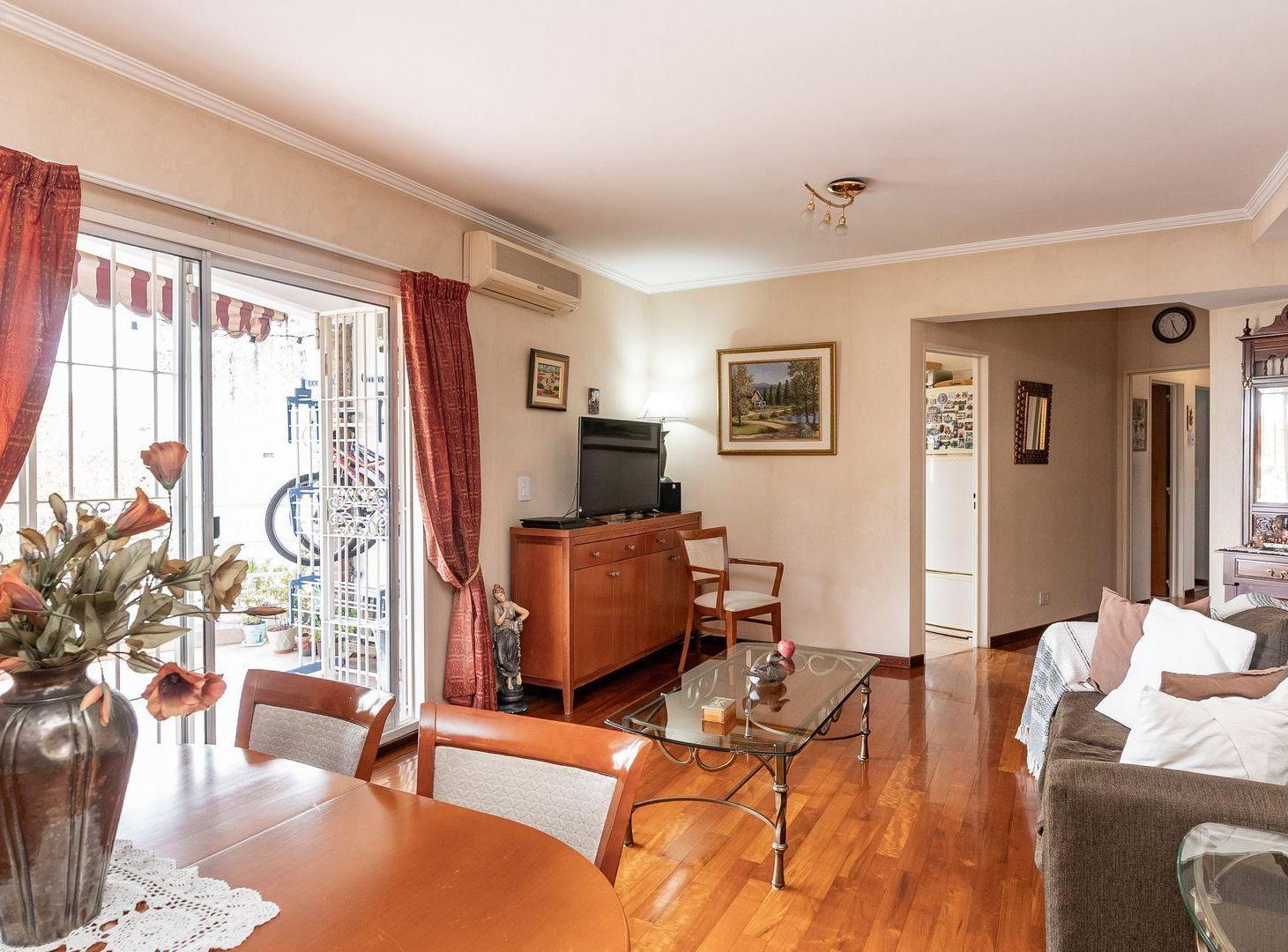 Foto de VENTA DEPTO 3 AMB BALCON COCHERA IMPECABLE, imagen 1
