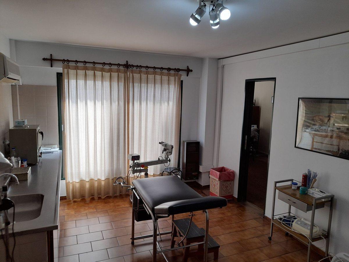 Foto de Oficina / Consultorio Médico - Uso Profesional -, imagen 4