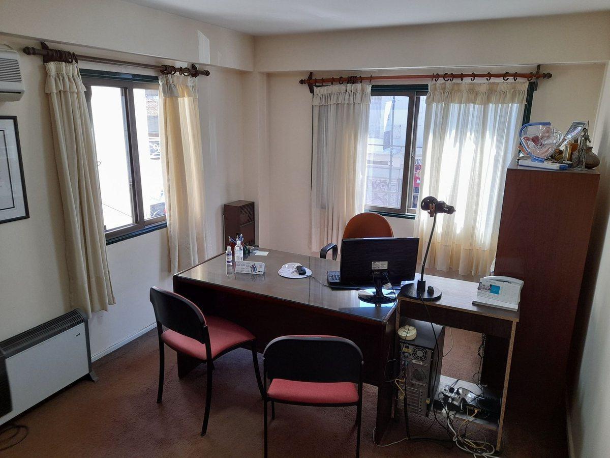 Foto de Oficina / Consultorio Médico - Uso Profesional -, imagen 3