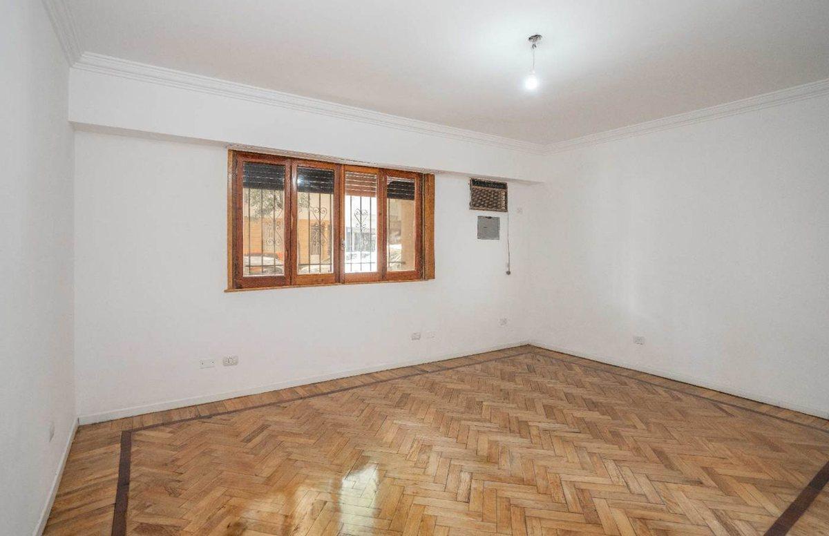 Foto de ALQUILER COMERCIAL PH PARQUE PARRILLA SIN EXPENSAS, imagen 1