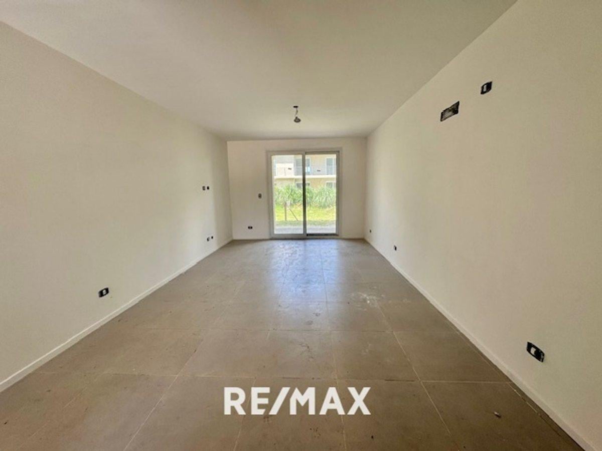 Foto de VENTA DPTO MONO CON JARDIN CHIC PILAR FINANCIAC., imagen 1