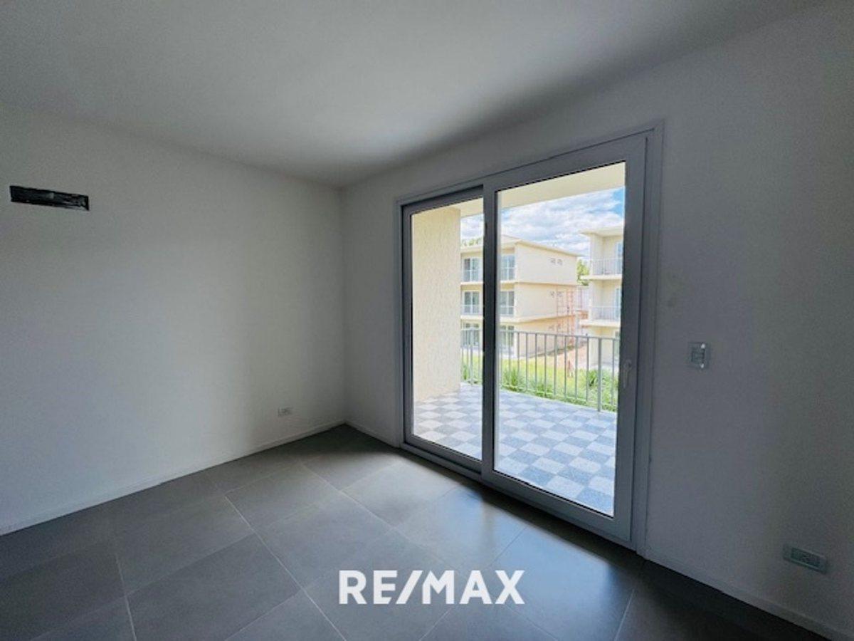 Foto de VENTA DPTO 2 AMB. CON BALCÓN CHIC PILAR FINANCIAC., imagen 4