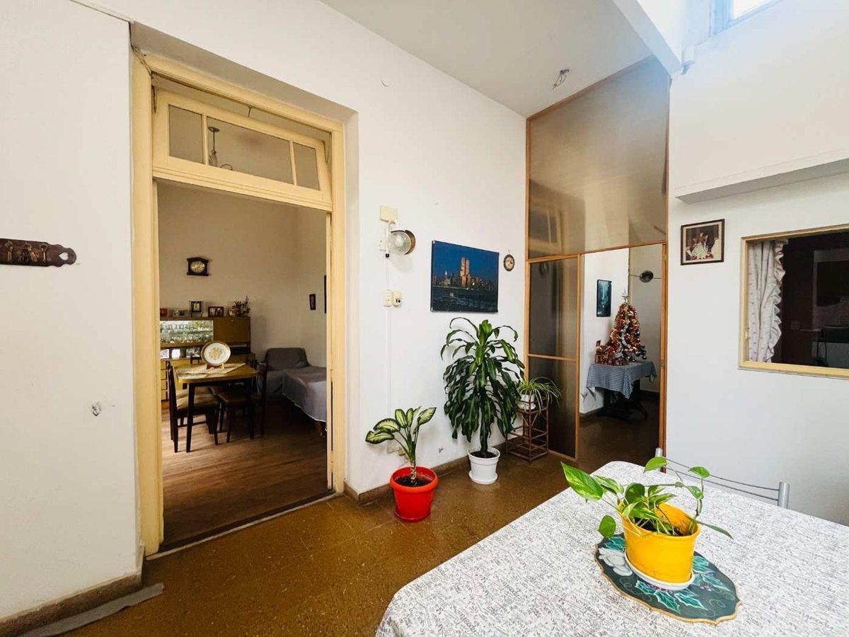 Foto de Venta Casa Saavedra Patio Terraza Cochera ., imagen 2