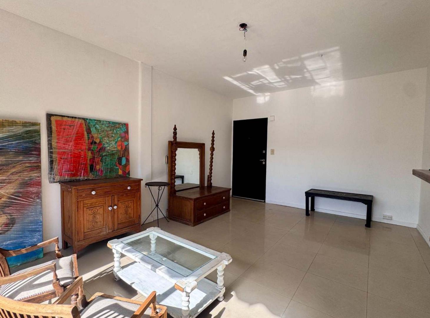 Foto de 3 Ambientes con Balcón y Parrilla, Plaza Martínez, imagen 2