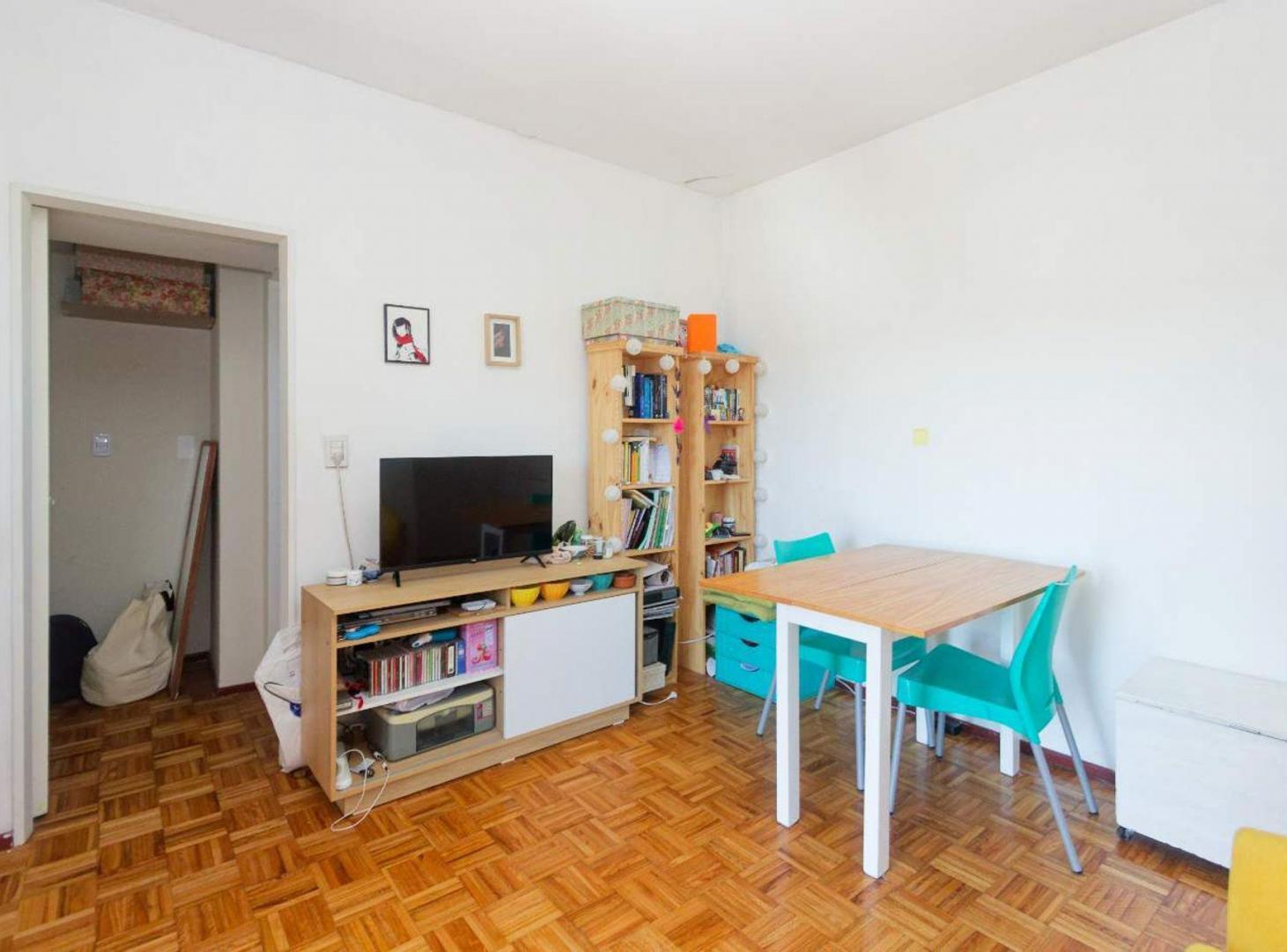 Foto de Departamento en VENTA, con balcon en Boedo, imagen 2