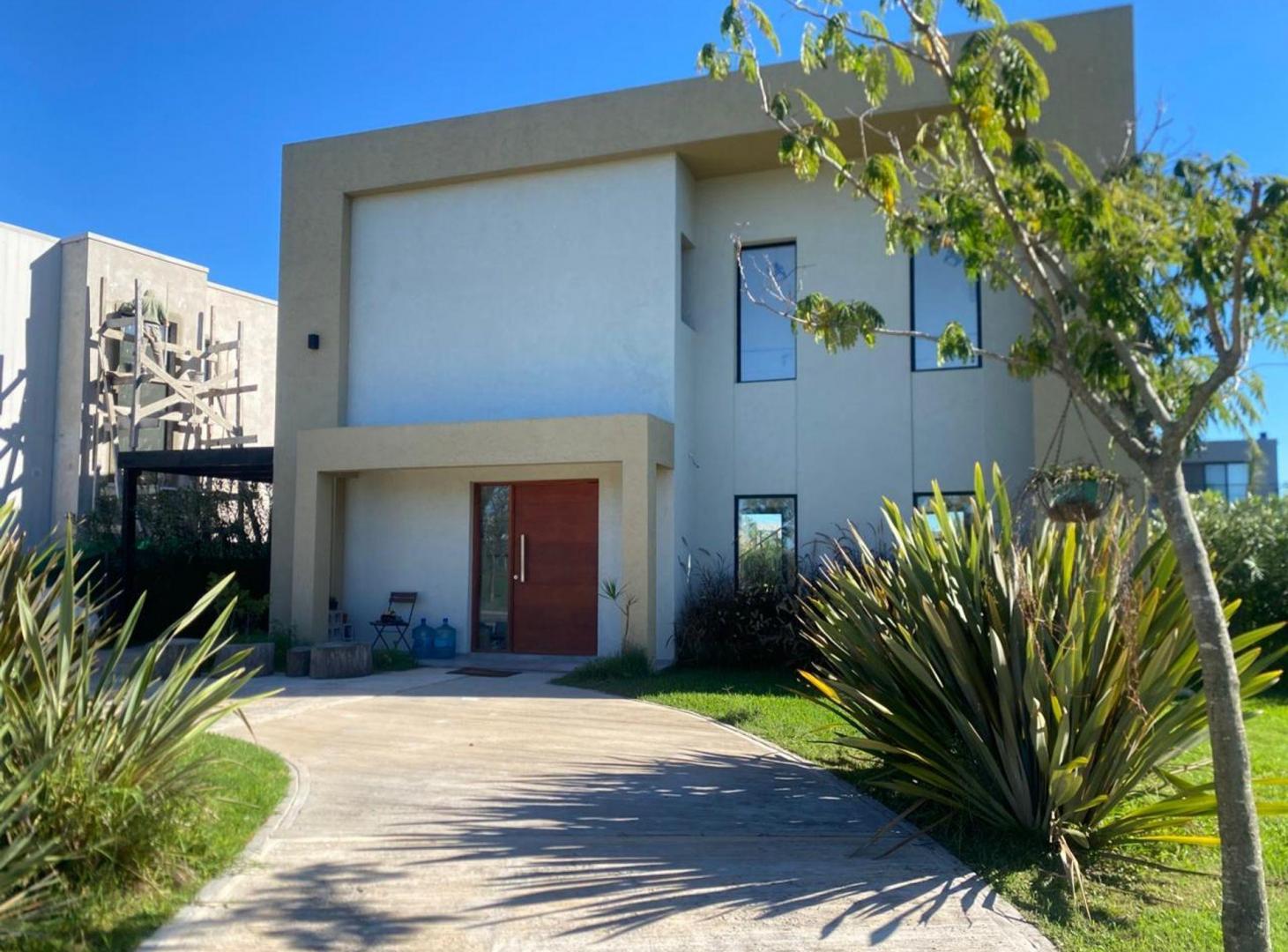 Foto de VENTA CASA - 4 AMB -SANTA EMILIA - PILAR DEL ESTE, imagen 4