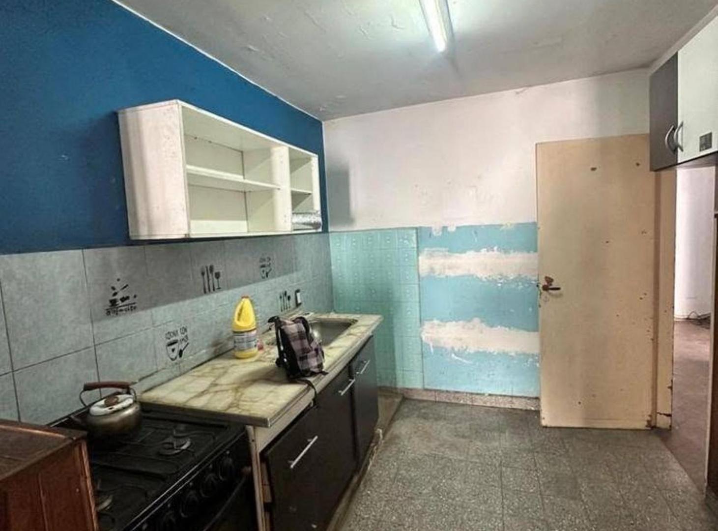 Foto de VENTA PH A RECICLAR - V. LUGANO - B. PIEDRA BUENA, imagen 1