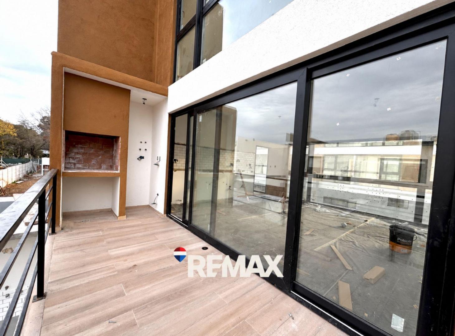 Foto de VENTA PENTHOUSE 2 AMB BIO PILAR FINANCIADO, imagen 3